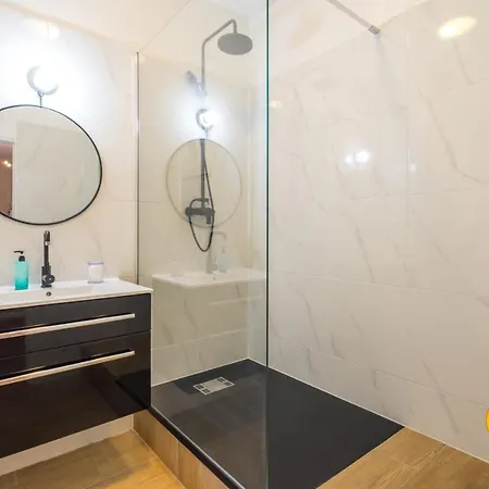 Appartement Marais Family 3 Pieces - Menage Pro, Wifi, Climatisation Parijs
