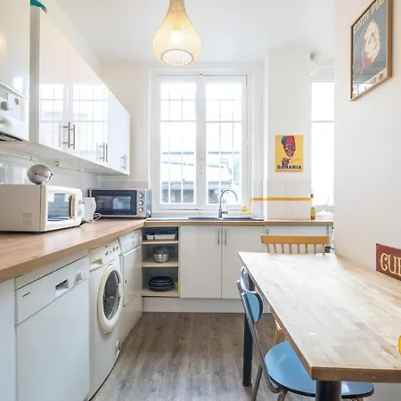 Marais Family 3 Pieces - Menage Pro, Wifi, Climatisation Appartement Parijs
