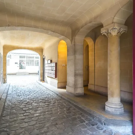 Appartement Marais Family 3 Pieces - Menage Pro, Wifi, Climatisation